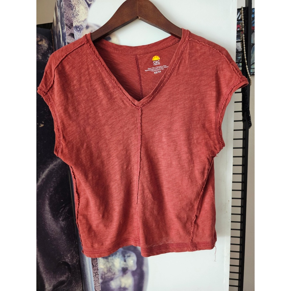 C&C California Womens V-Neck Slub Cotton Tee Rust Orange Exposed Seams XS